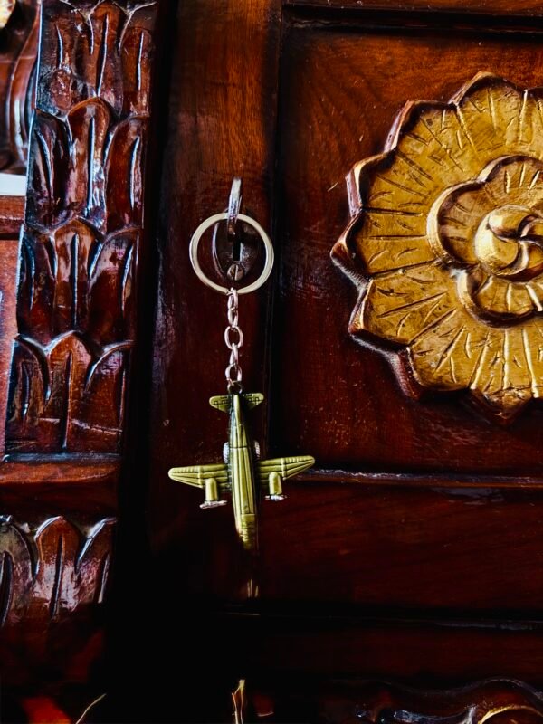 Vintage Brass Airplane Keychain – Perfect for Travel Lovers and Collectors - Image 4