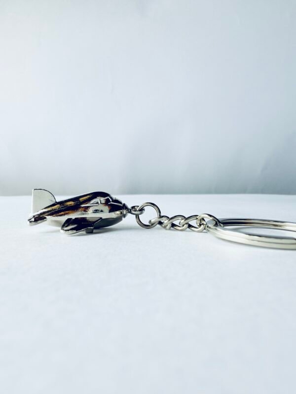 Luxury Aircraft Keychain – Sleek Silver Finish for Bags & Keys - Image 4