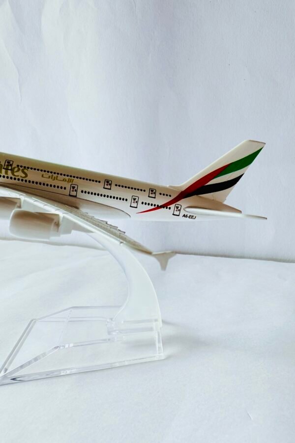 Emirates A380 - Image 4